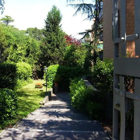 Apartment Le Terrazze A Ponte Milvio
