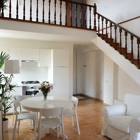 Apartment Le Terrazze A Ponte Milvio